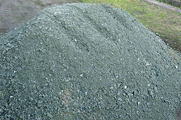 駐車場用の砂利 砕石配達専門