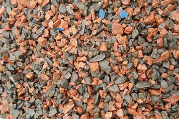 瓦チップ赤&黒 5㎜~10㎜